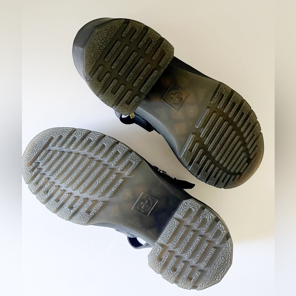 NEW Dr. Martens Platform Heel Mary Jane - Picture 5 of 13